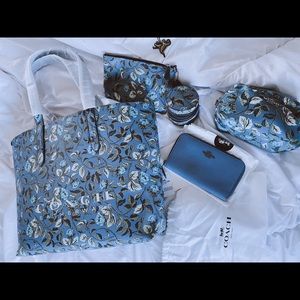Coach tote bag bundle
